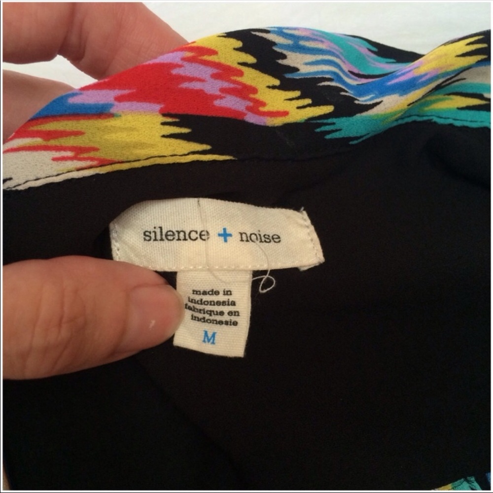 Urban Outfitters Silence + Noise Hi-Lo Blouse - Picture 5 of 5